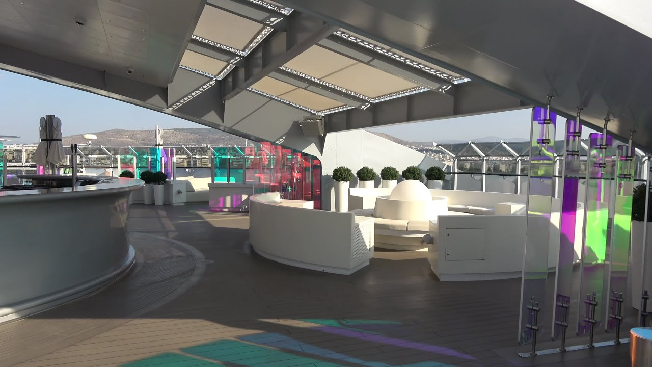 Resilient Lady: Richard’s Rooftop Tour (4K)