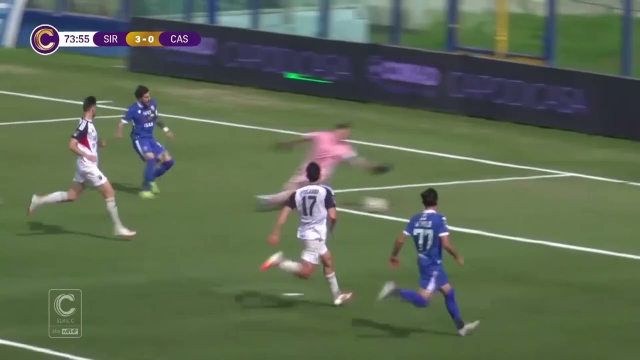 Calcio, show al De Simone:la furia azzurra asfalta la Casertana, poker a segno e falchetti a tappeto