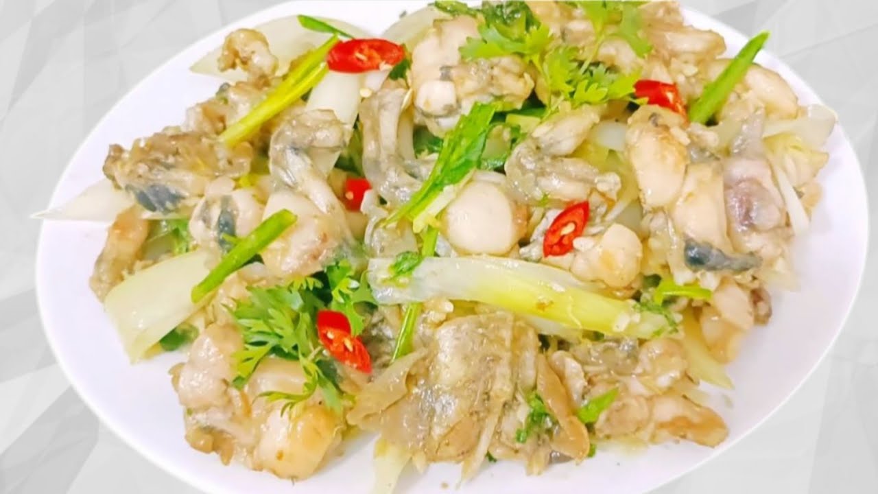Hướng dẫn cách làm món ếch xào hành tây thơm ngon ,đậm đà cho ngày hè oi bức