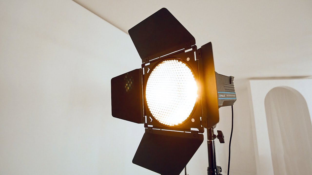 Доступне відеосвітло для студії. Обзор Puluz 150w.