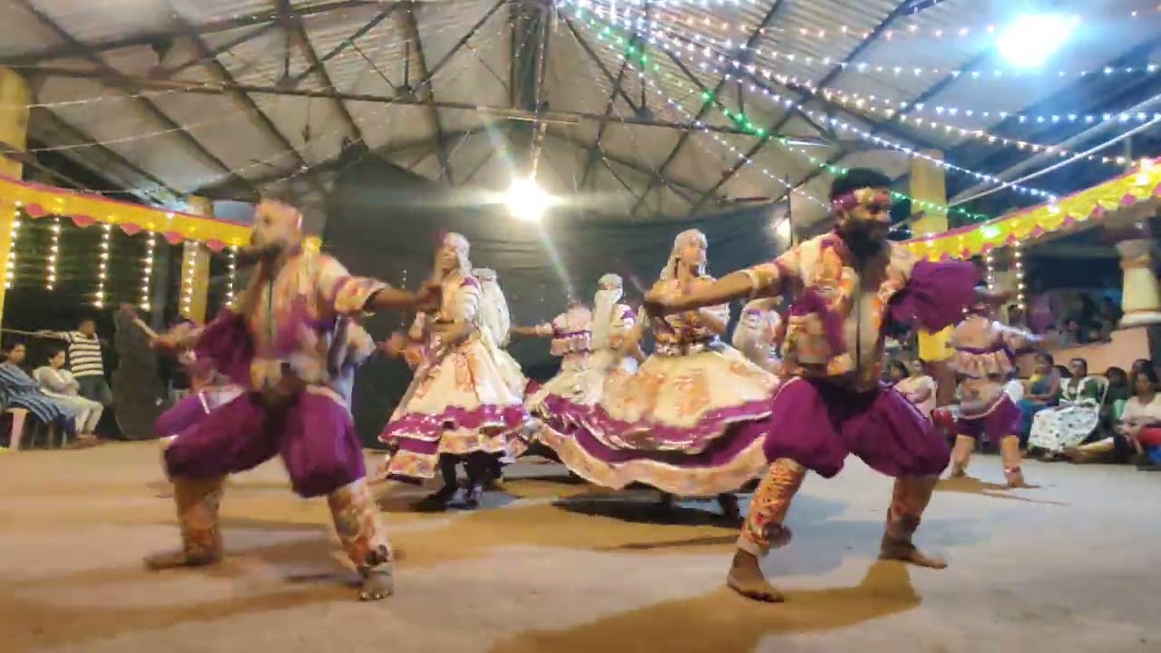 Nirbhay Bhav Dandiya Group Porvorim performance at Satarda