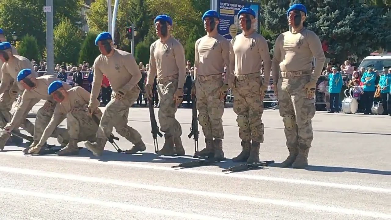 JANDARMA KOMANDOLAR NEFESLERİ KESTİ