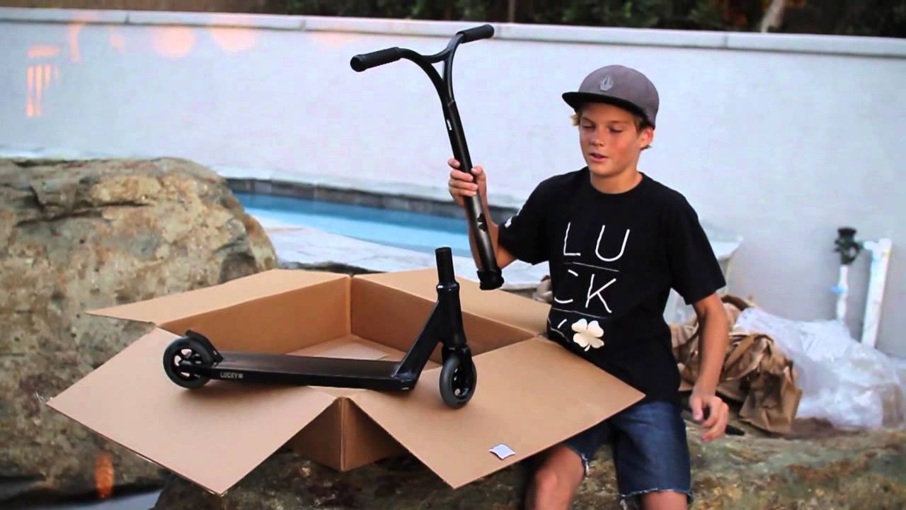 Lucky Scooters | Derek Marr | The Silverback Complete