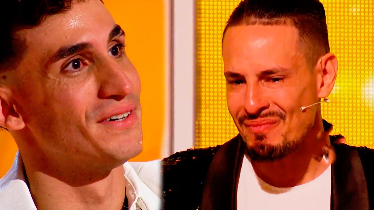 Rodrigo Tapari quebró en llanto al escuchar los elogios de Gino Rodríguez en Canta Conmigo Ahora
