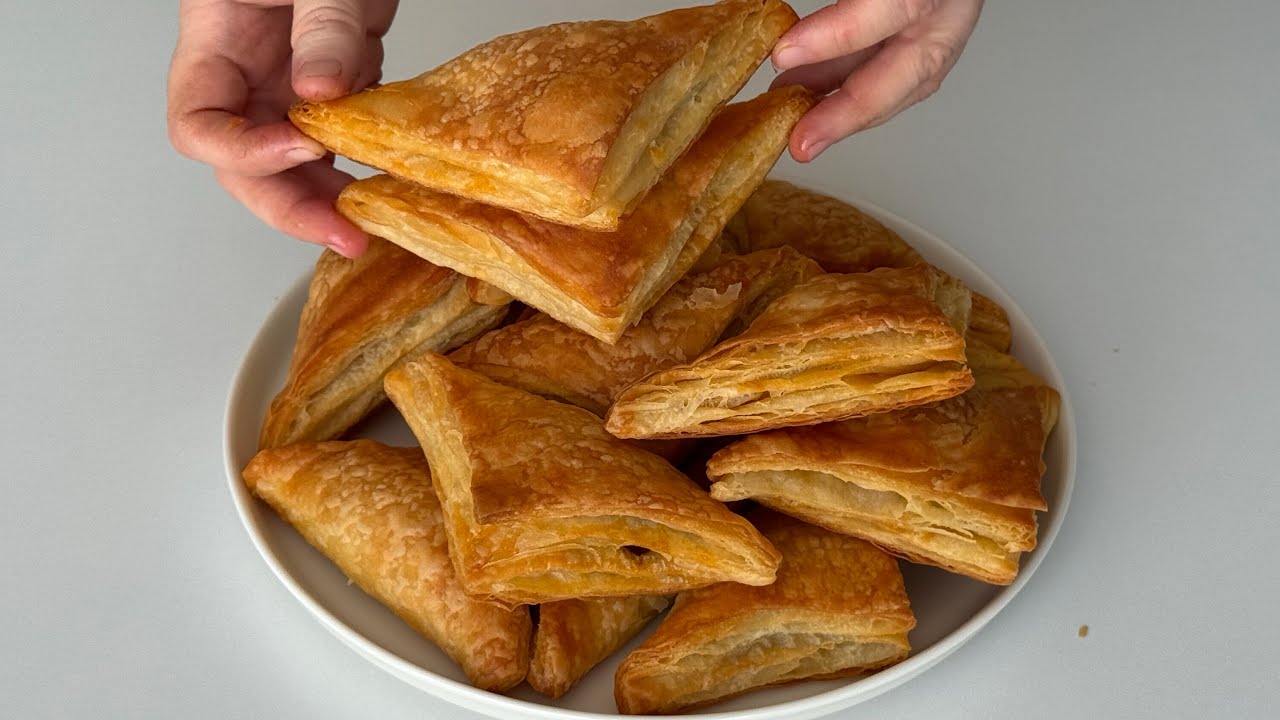 Мука + вода и невероятно вкусный результат! Мои соседи были в восторге 😍