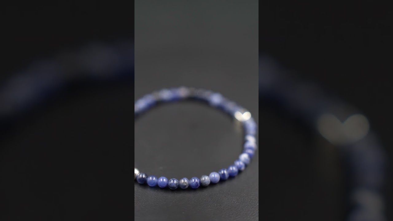 Bracciale Sodalite Sfaccettata 4 mm in Argento Sterling 925 &ndash; Eleganza Minimal Chic