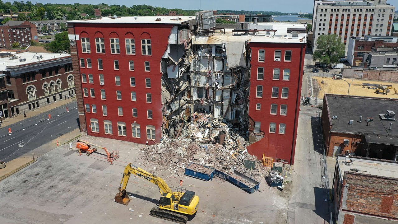 LIVE UPDATE after Iowa building collapse