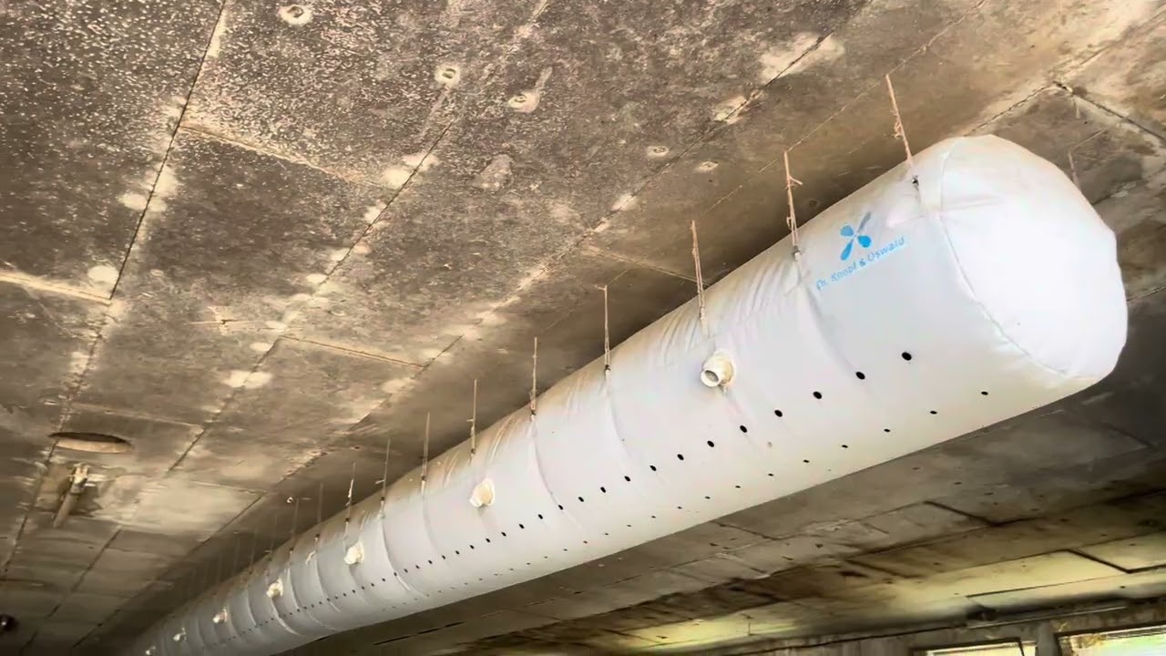 Des gaines de ventilation en bâtiment d'élevage