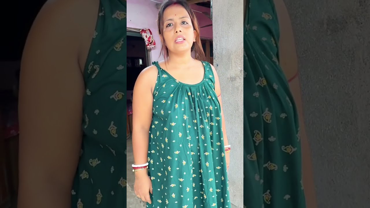 কাজ কর্ম না করে শুদু গল্প 😡বেলা ￼তখণ ৩টে আর কখন ভাত খাবোতোমরা বলোআর আমি যখন বললাম তখণ দোষ আমার 😡￼