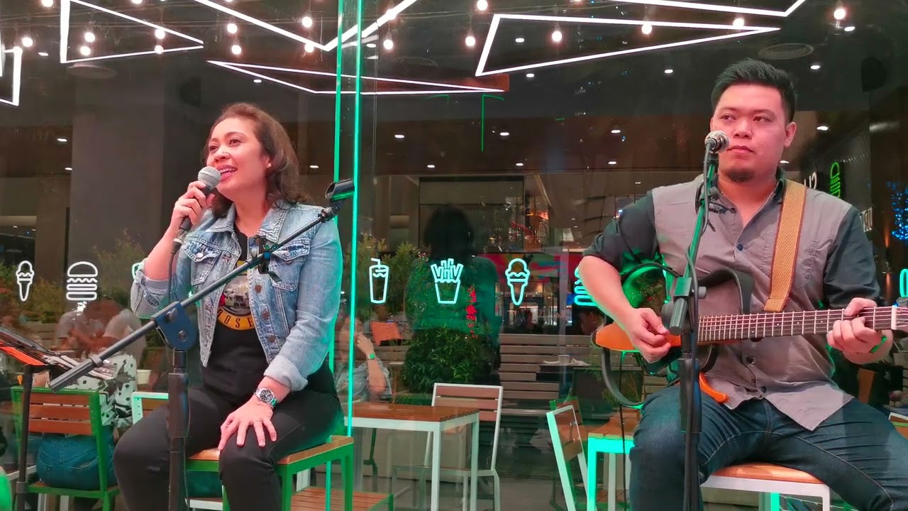 AKAP Aia De leon  live at shake shack  02272020