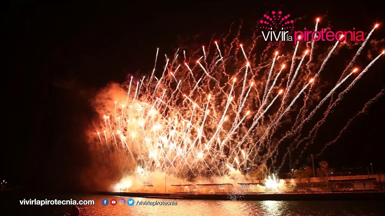 Fallas Valencia 2020. Mascletà Vertical 2020 Amstel La Marina Valencia, Ricardo Caballer RICASA