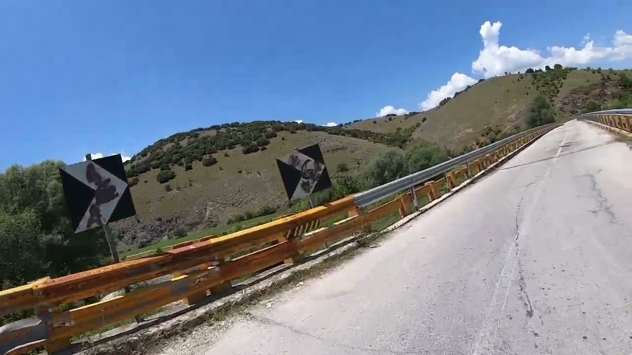 Λίμνη Λογγά & Λίμνη Κεφαλοβρύσου στα Αντιχάσια όρη .Travelling in Greece.