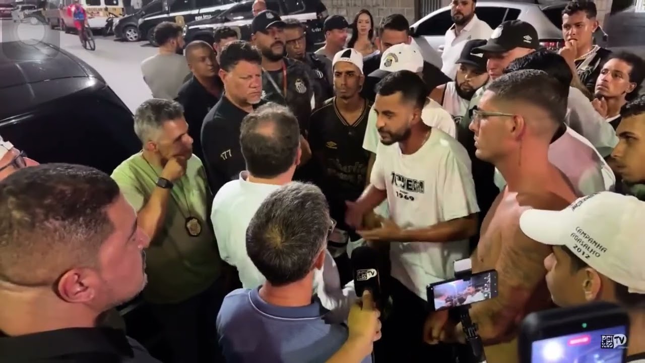 Torcida do Organizada cobra Marcelo Teixeira