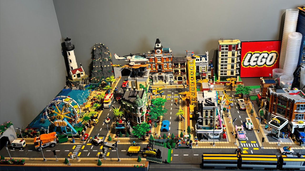 Lego Şehrimize Harika Bir Mod&uuml;ler K&ouml;şe Bina Olan Corner Garage Ekledik