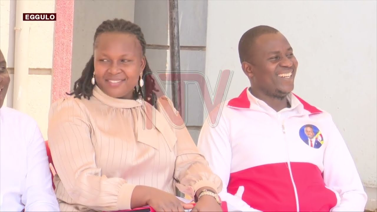 Abataafunye bendera ya NUP batiisizza okwesimbawo ku bwannamunigina
