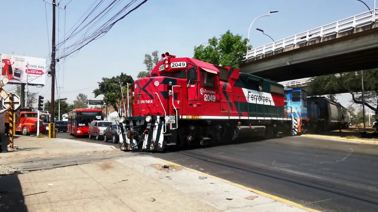 Turno Zona Industrial cruzando Lazaro Cardenas en Guadalajara!