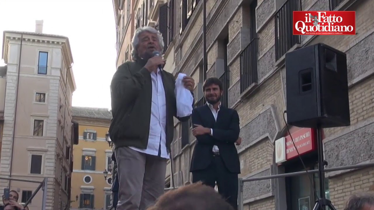 No-Rosatellum, Grillo-show davanti alla piazza M5S
