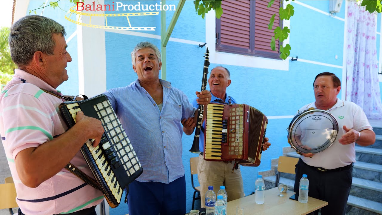 Dasma Çame në Konispol, nusja në valle.