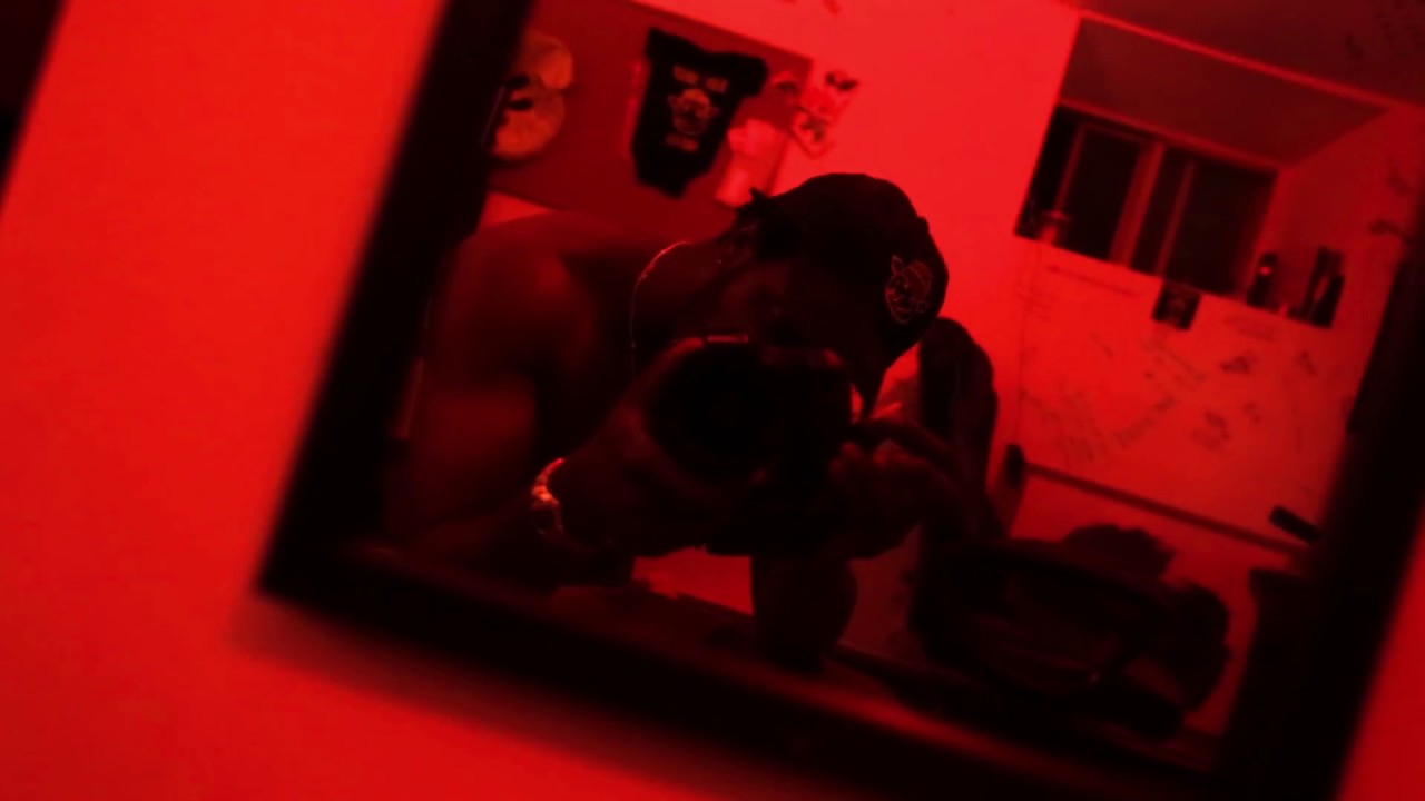 sean leon: PERSONALITIES