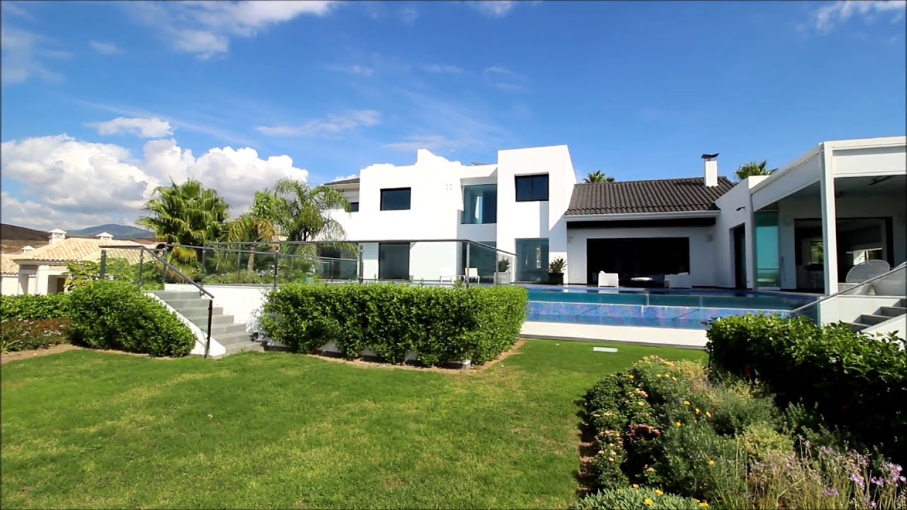Luxury Villa For Sale in Benahavis - Xcape Puerto Banus