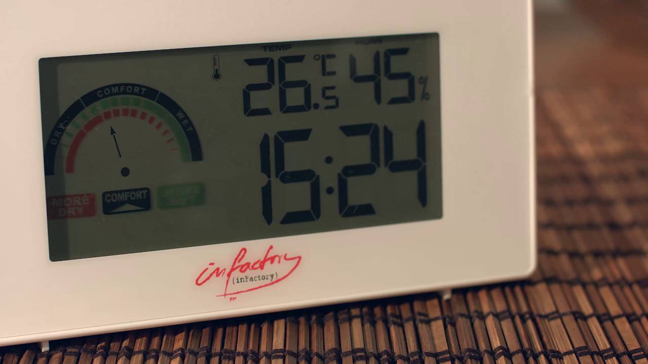 NX3977 - REVEIL RADIO-PILOTE THERMO/HYGROMETRE