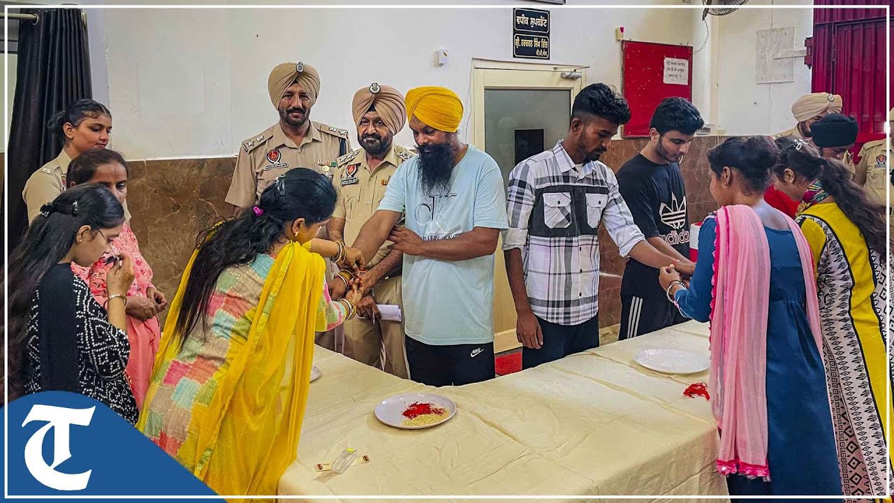 Sisters tie rakhis to their brothers in Mansa jail