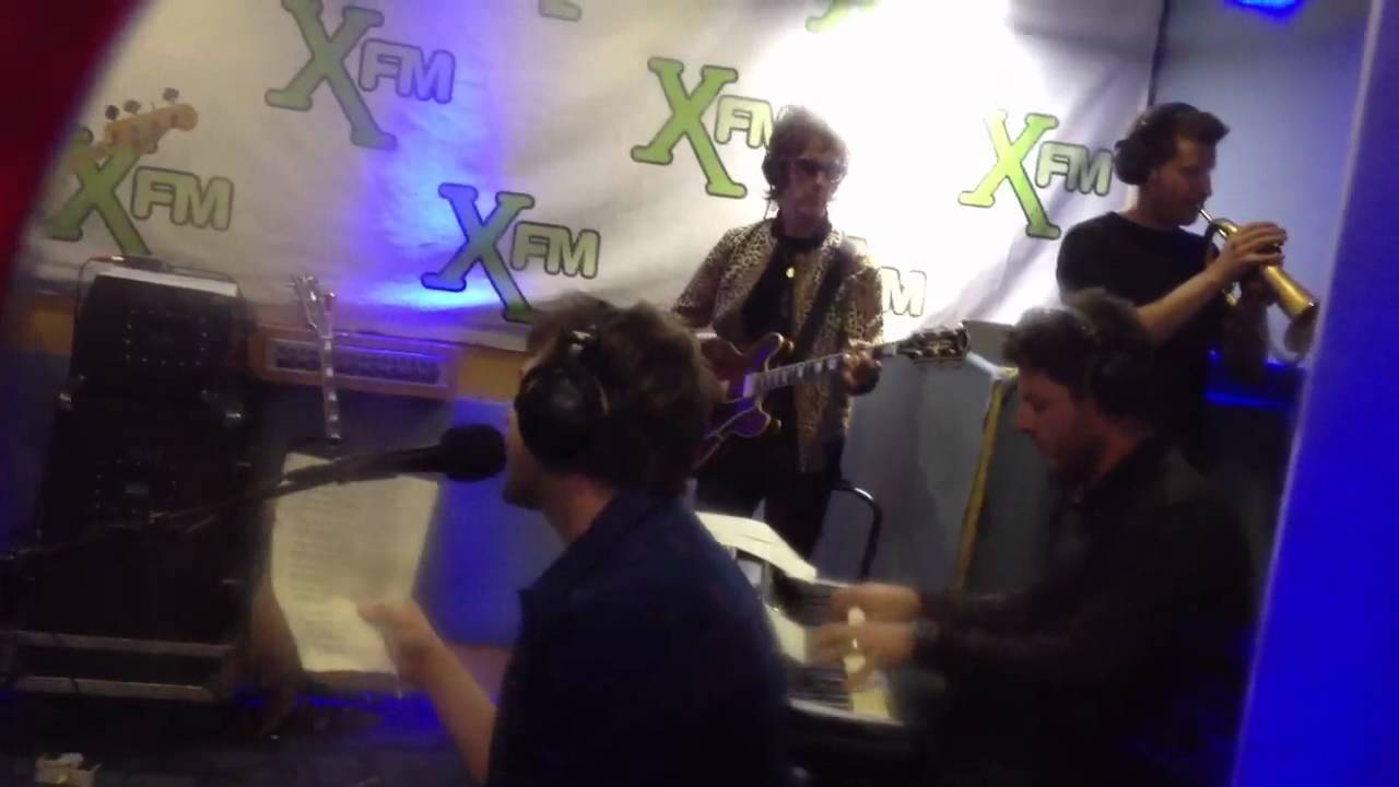 Kasabian - You Give A Little Love