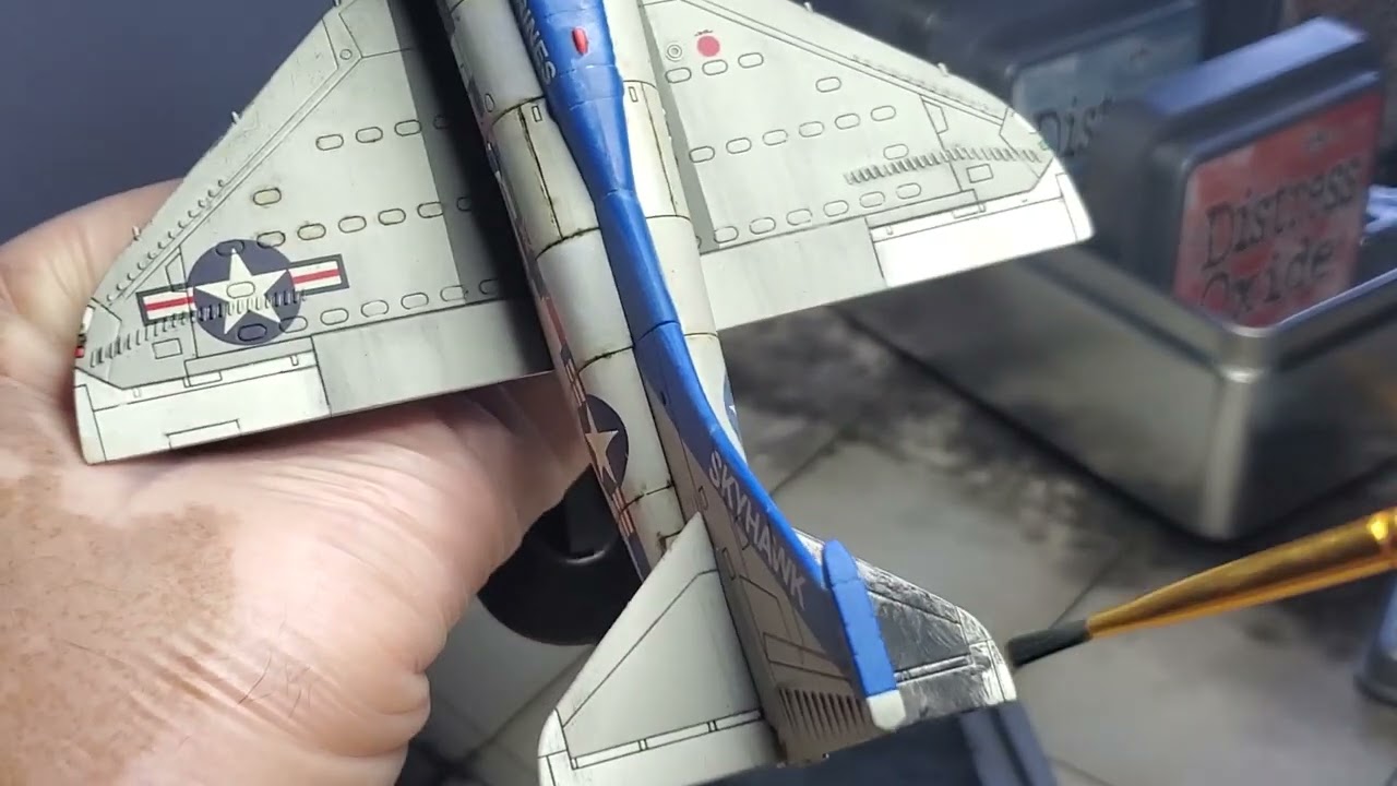 Hobbymaster A4 Skyhawk weathering  tip on Diecast Airplane