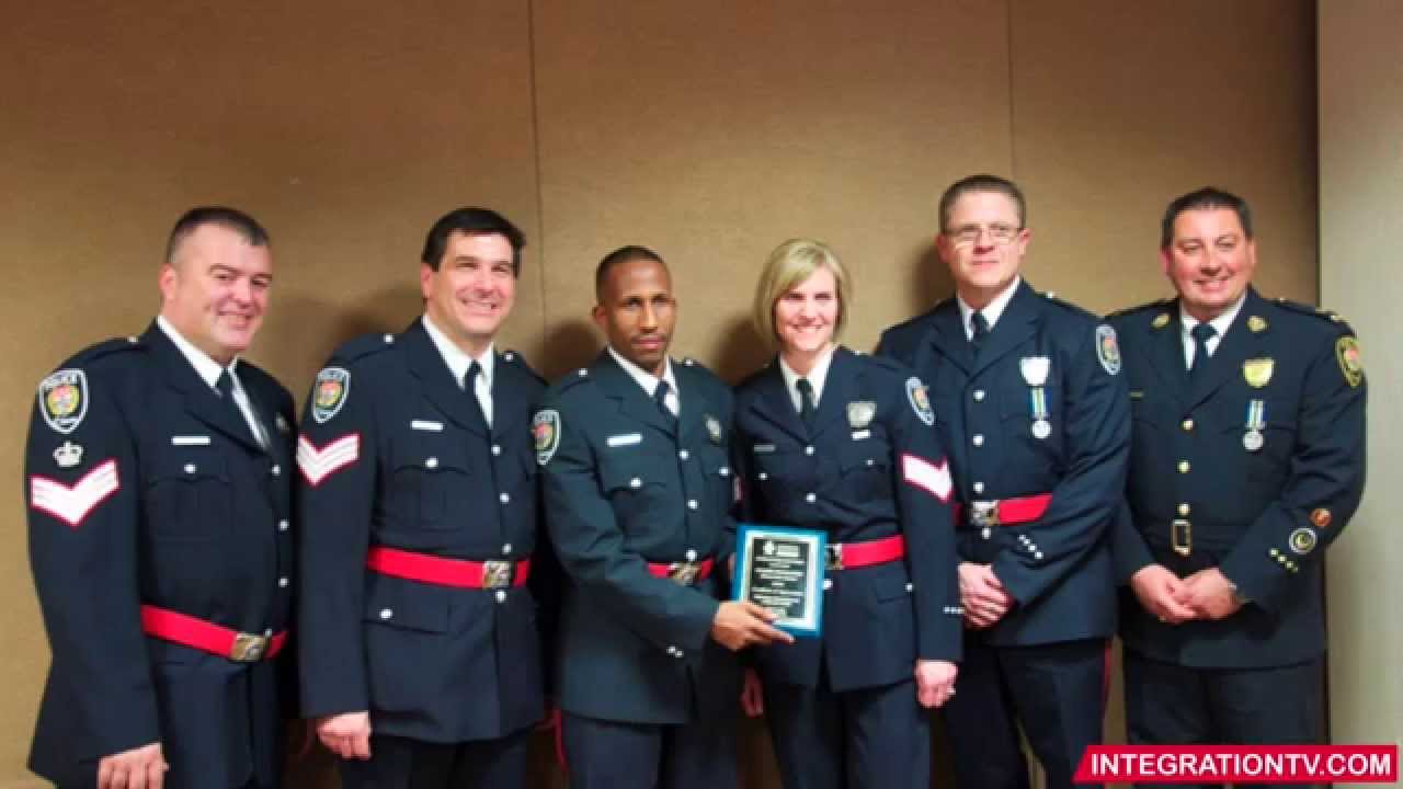 Somali Canadian Police Officer builds School in Somalia!