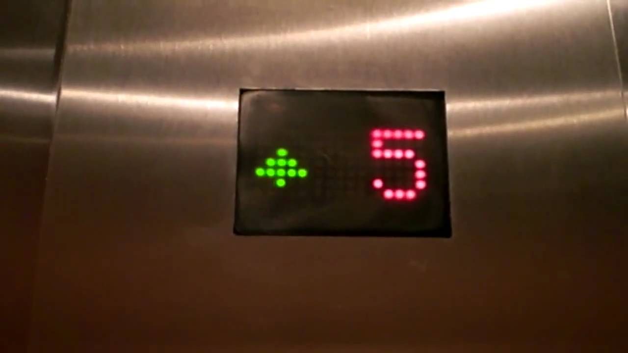 Mowrey Hydraulic Elevator at Hampton Inn Savannah, GA