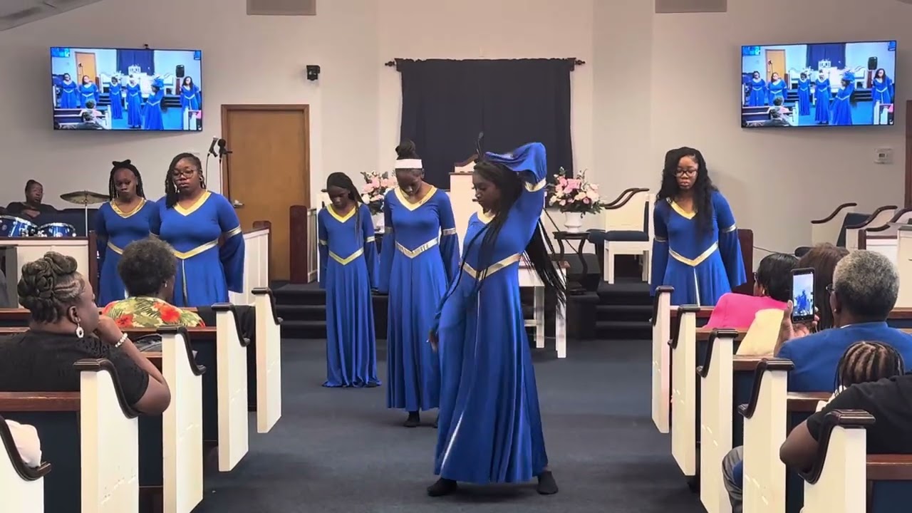 Praise Dance “Broken But I’m Healed” By: Byron Cage