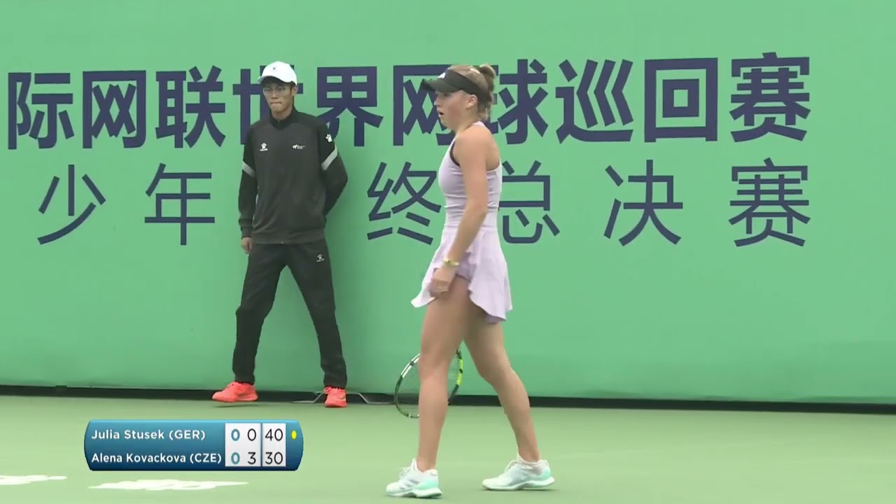 Julia Stusek [5] (GER) vs Alena Kovackova [ALT] (CZE) // 1-6 6-7 / ITF Junior Finals / Consolation F
