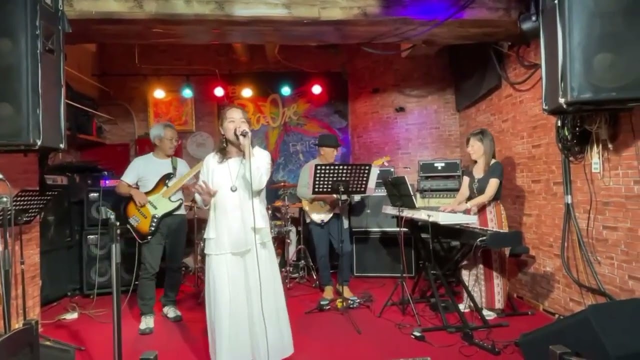※画面揺れ注意【ライブ】Don't You Worry 'Bout a Thing KOBEビートポップス cover