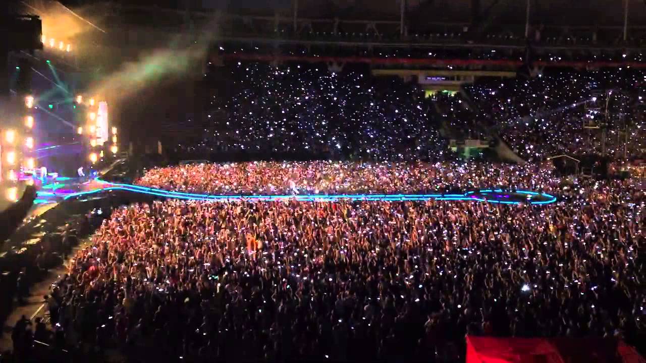 Coldplay - A Sky Full Of Stars HD (Live in Buenos Aires)