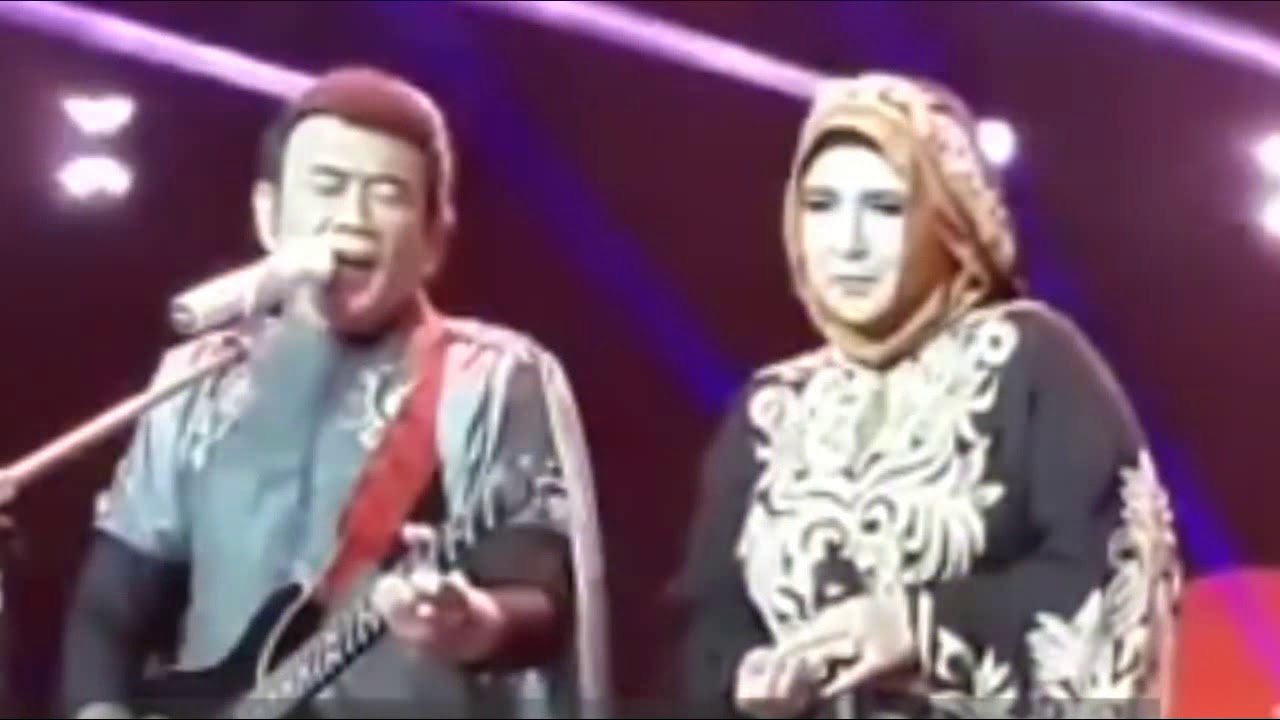RHOMA IRAMA GITAR TUA | WOW! Rhoma bertemu dengan Ani! Rhoma Feat Yati Octavia. Nostalgia banget!