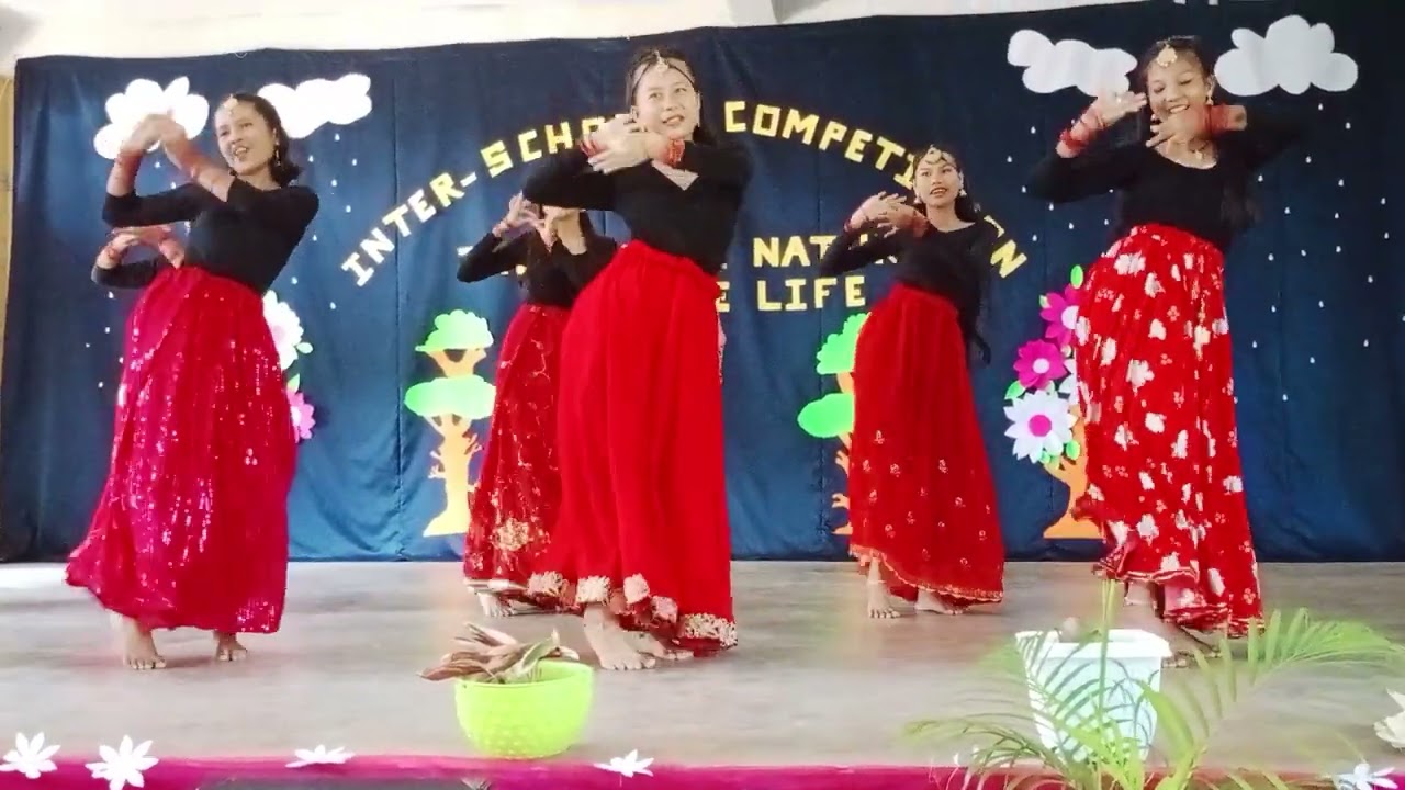 Wonderful performance by // St. Francis school Umsiang