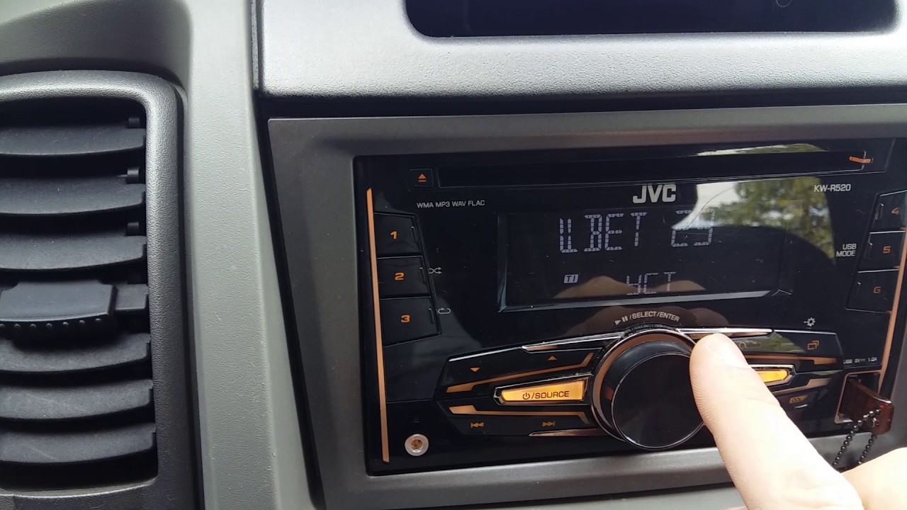 JVC KW-R520 vs Opel vivaro