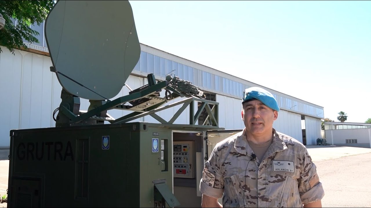 Entrevista al Comandante Eduardo Arlandis Díez, Jefe del Escuadrón de Operaciones del GRUMOCA