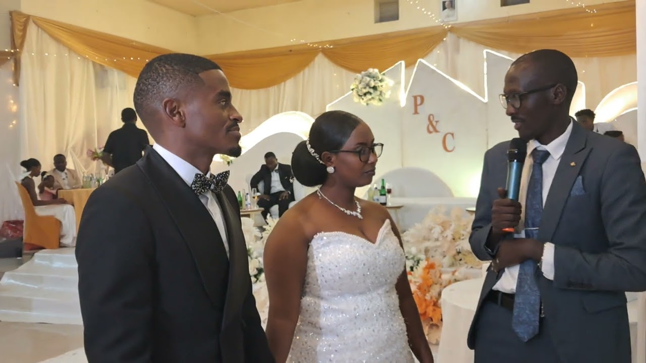 UMUSAZA WUMUSIRIMU ACYUYE INGANJI.