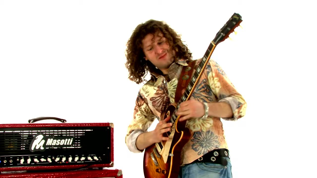 Tommy Dell'Olio playing 'd h s ' with a custom Masotti X100M Modern in HD Video