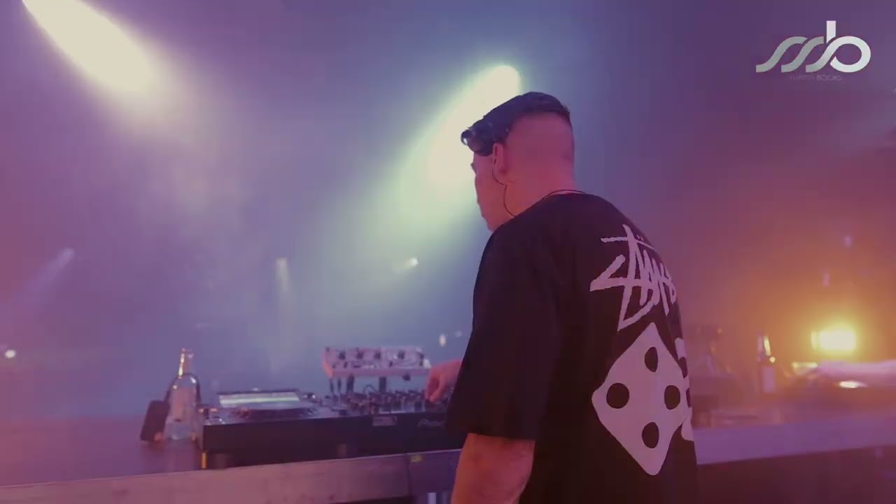 Martin Books - Fantasy Beach Indoor Festival Live