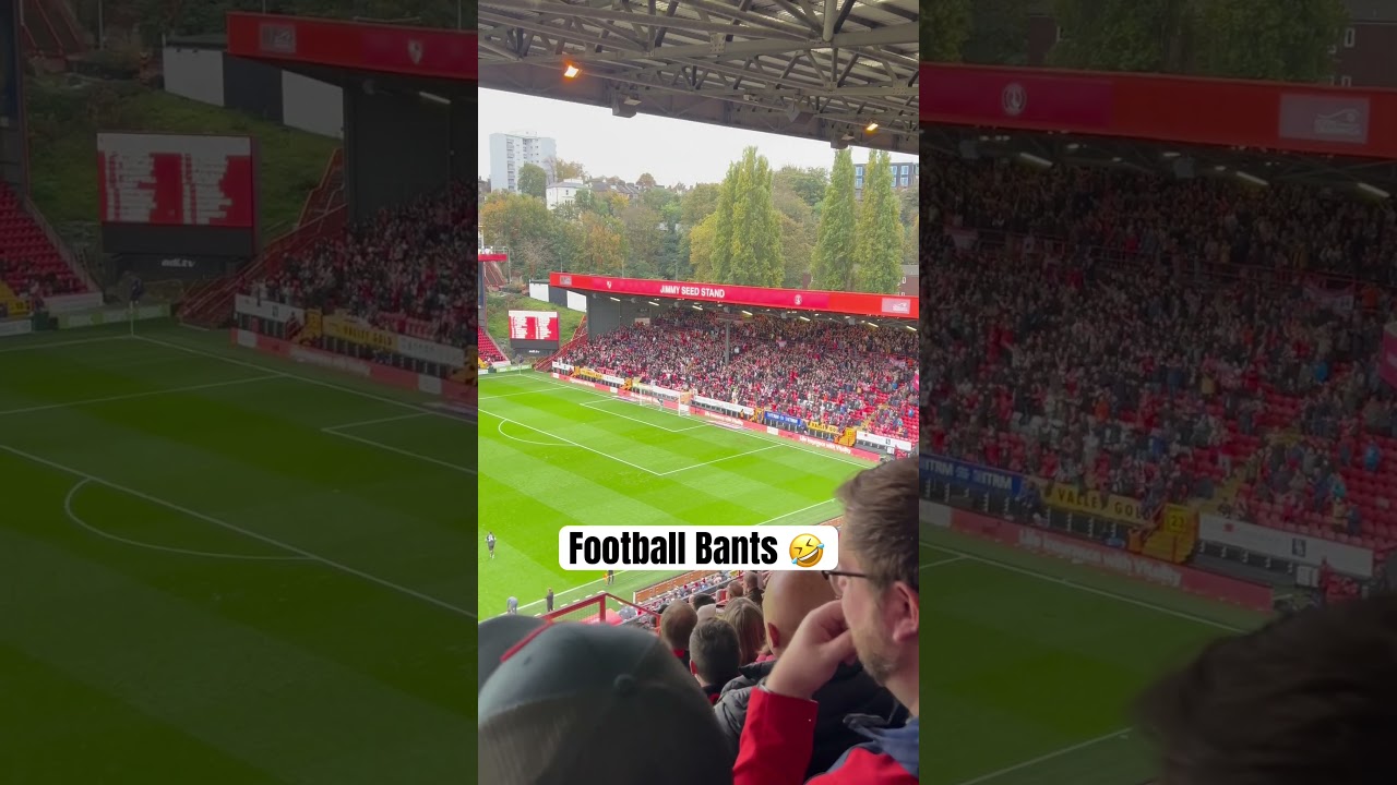 🤣 Wrexham Fans In Full Voice 🔊 #wrexham #wrexhamfc #charltonathletic
