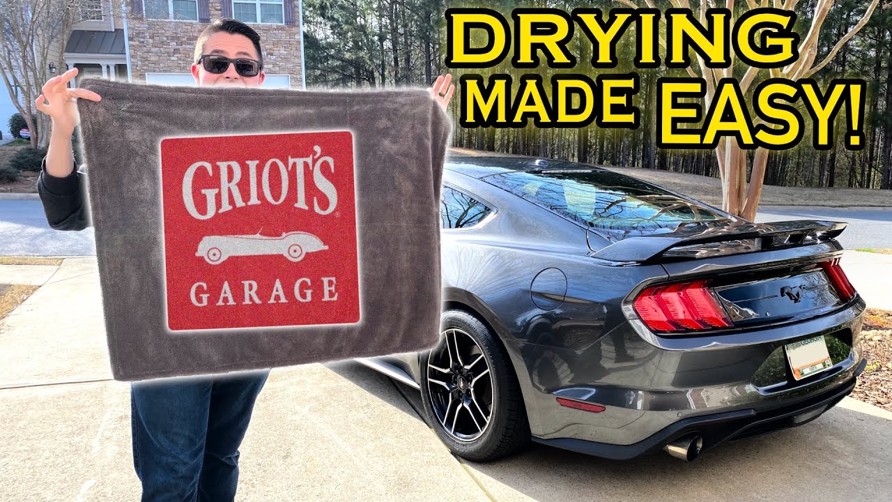 One Of The Best Drying Towels You Can Buy!! - Griots Garage!