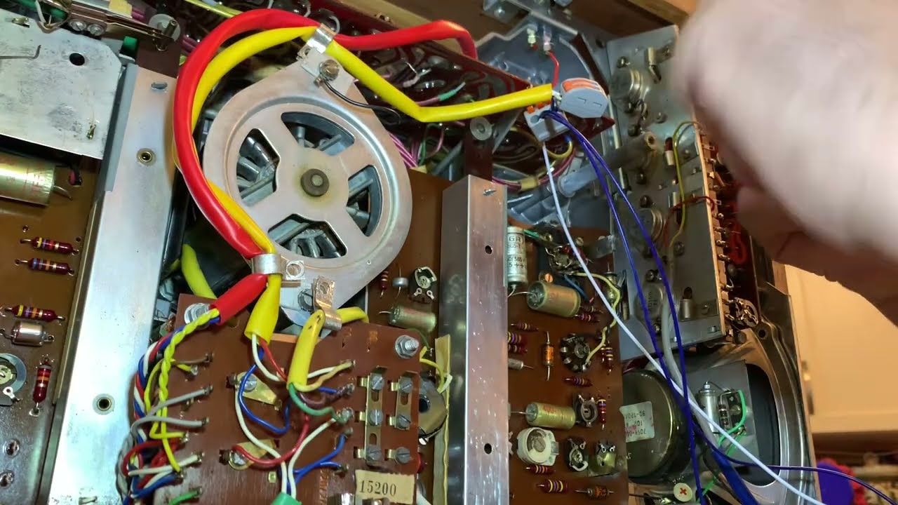 Grinding TS 340 HI-FI Tape Recorder Motor capacitor repair