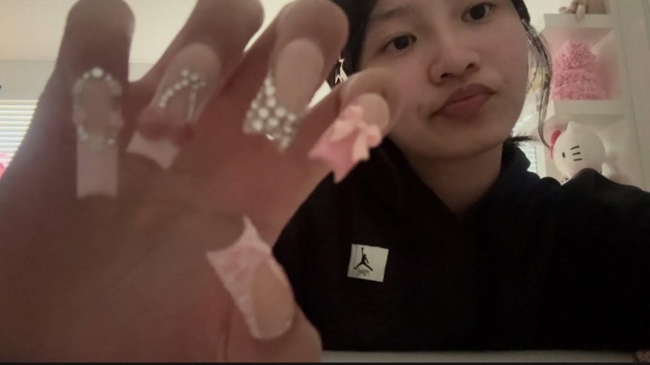 actual low quality lofi asmr (tapping, scratching & face touching)