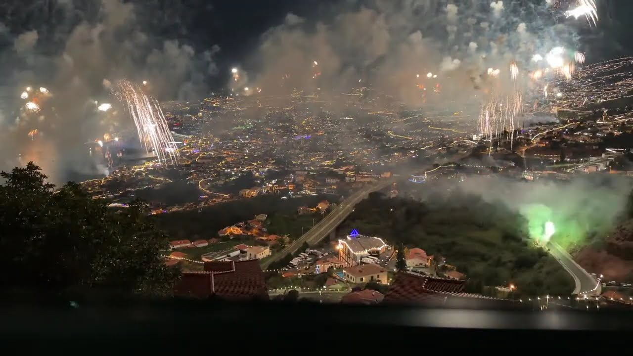 Funchal, Madeira - Fireworks 2024 / 2025