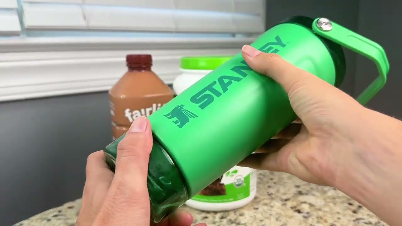 Stanley Activate Shaker | Perfect for Protein & Smoothies