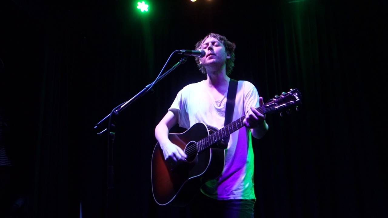 True as the Night - Craig Nicholls (The Vines) live in Newtown