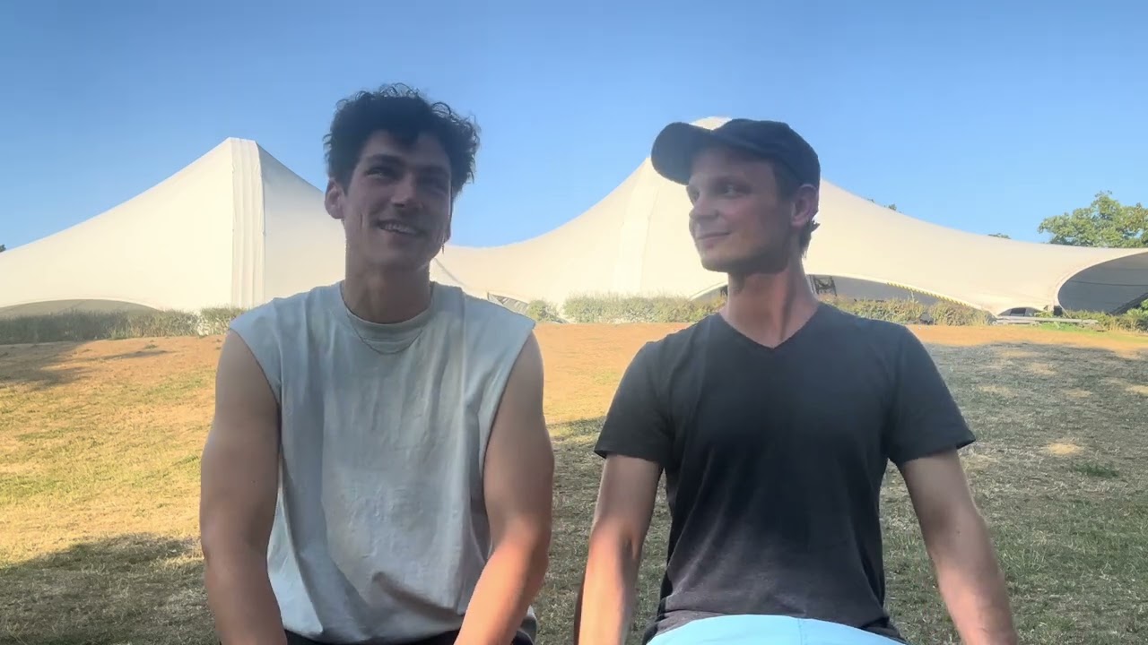 ENGEL FRAGT... Fabian Baecker und Max Gehrlinger