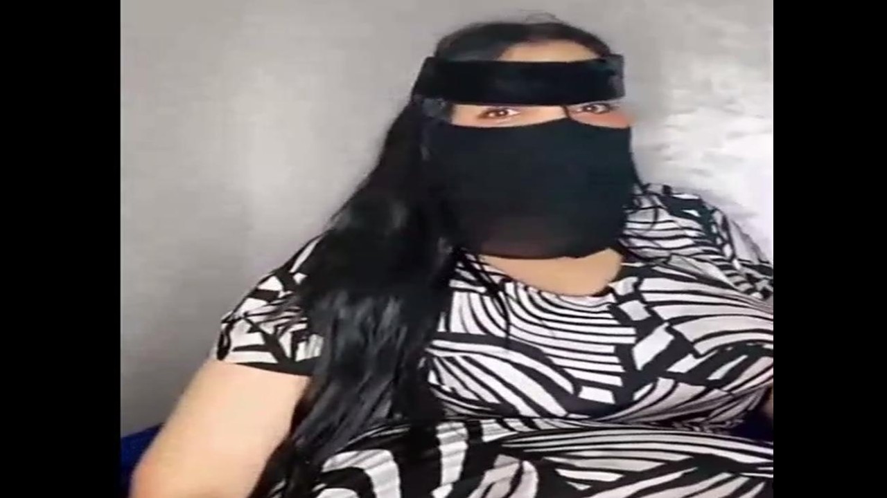 رقص منقبة تخينة | منقبة تخينة من السعودية عباية جميلة